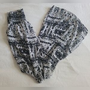 Show Me Your MuMu Sz Medium Patterned Pants